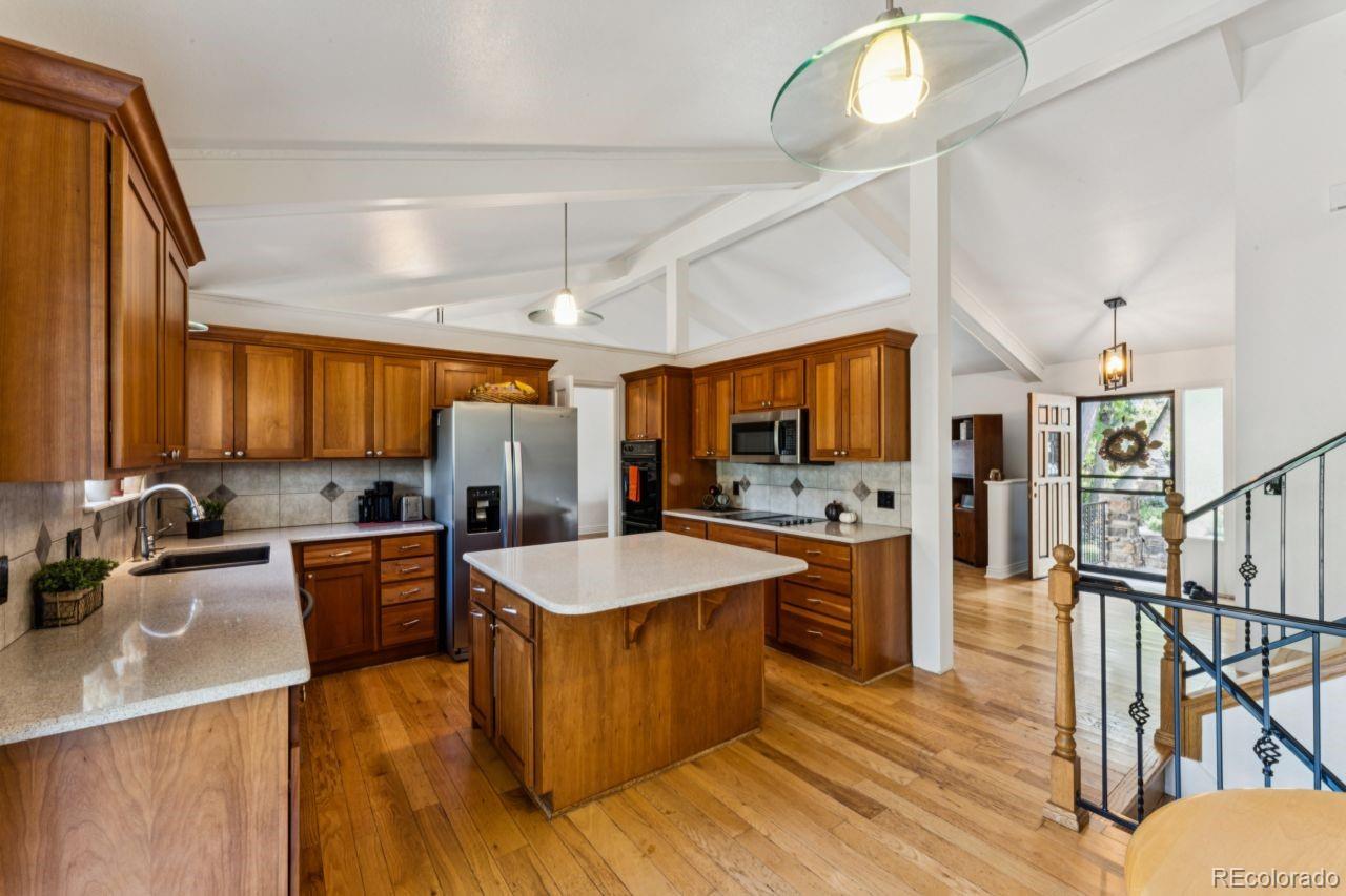 5900 S Wolff Court Littleton CO 80123 | MLS #8817599 Image 1