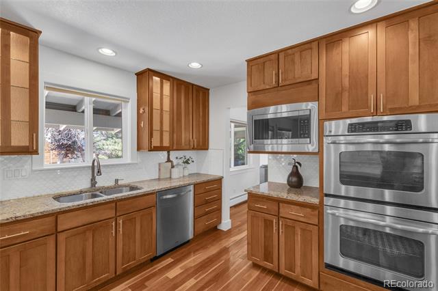 11 Meadowlark Lane Littleton CO 80123 | MLS #8838352 Image 14