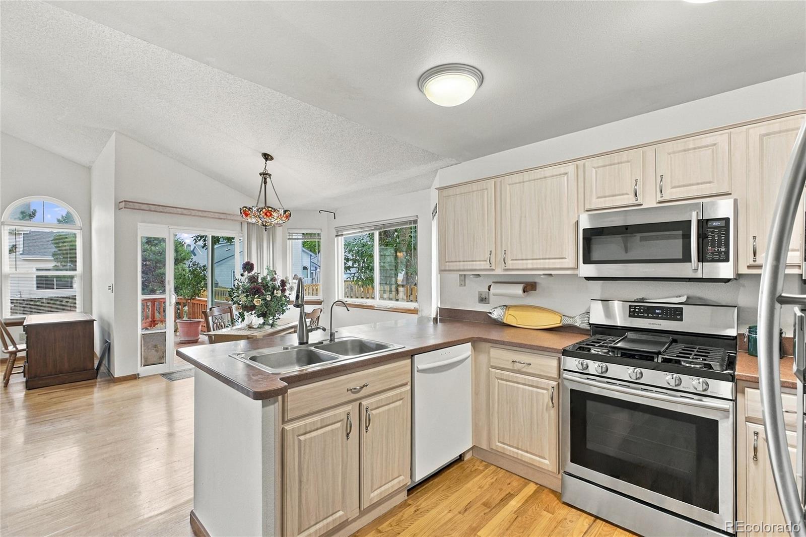 5514 S Zang Street Littleton CO 80127 | MLS #8860968 Image 12