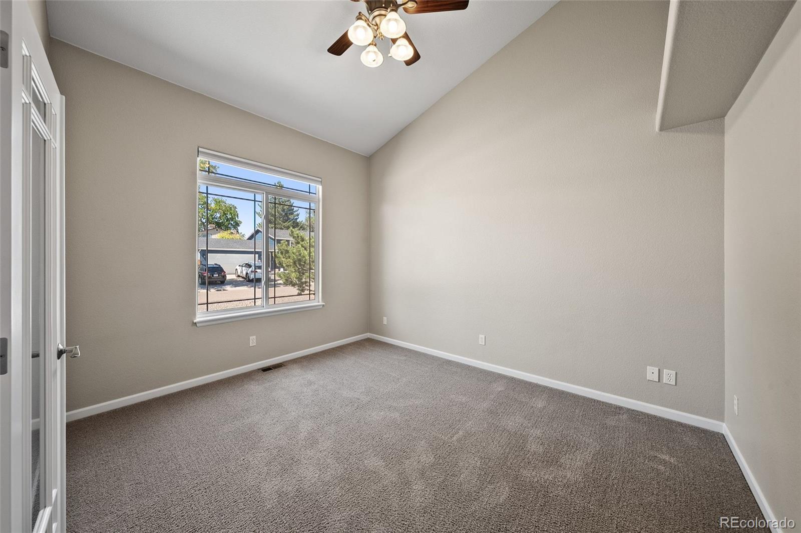 8070 S Estes Street Littleton CO 80128 | MLS #9078187 Image 9