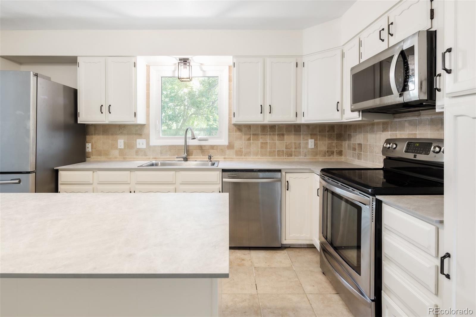 7970 S Poplar Way Centennial CO 80112 | MLS #9158140 Image 6