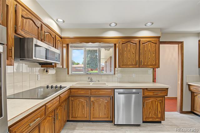 2408 S Utica Street Denver CO 80219 | MLS #9301490 Image 5