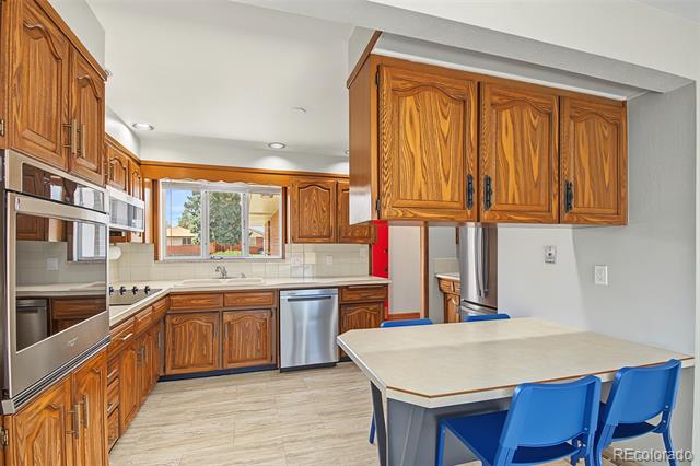 2408 S Utica Street Denver CO 80219 | MLS #9301490 Image 9
