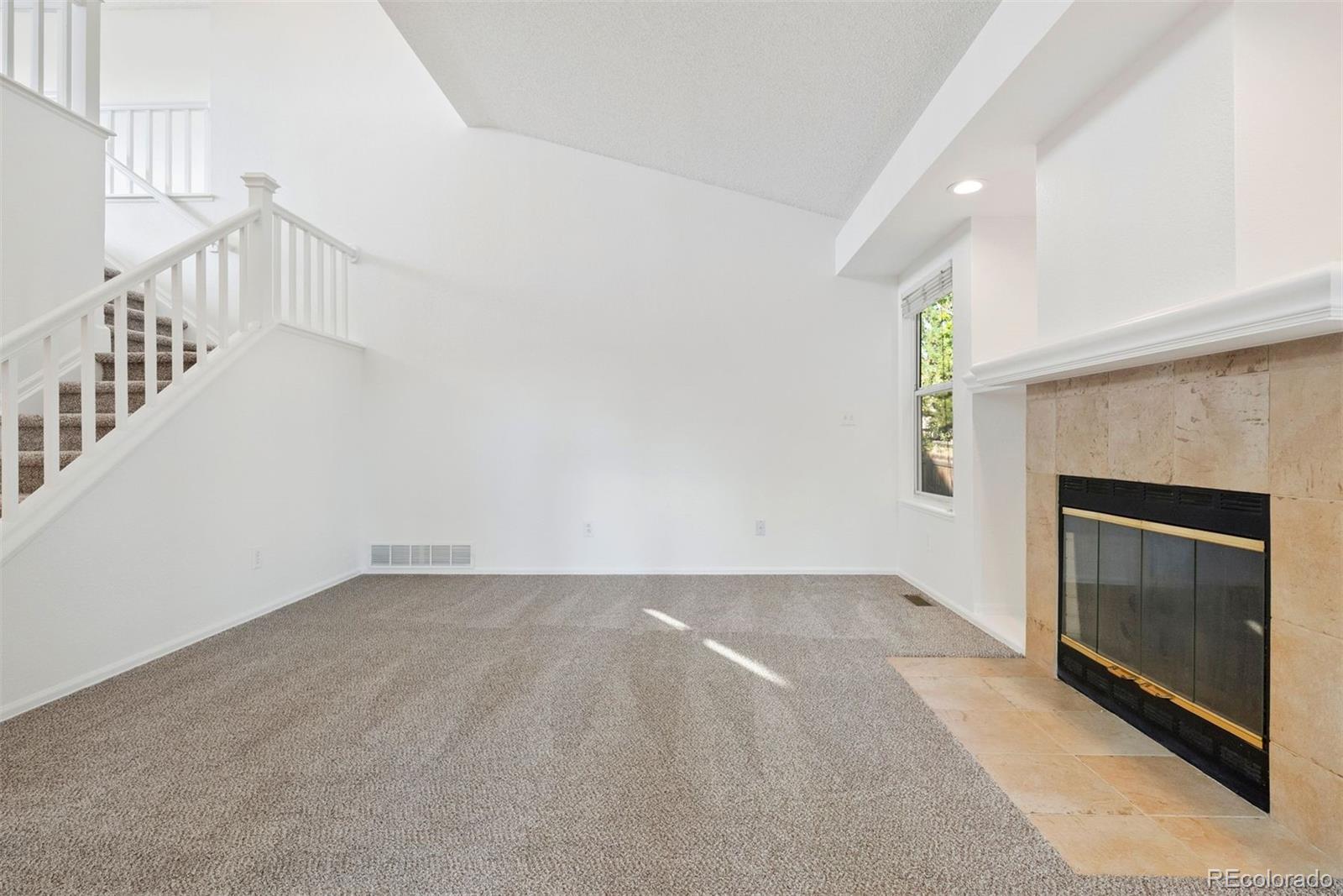 12369 W Berry Avenue Littleton CO 80127 | MLS #9478856 Image 2