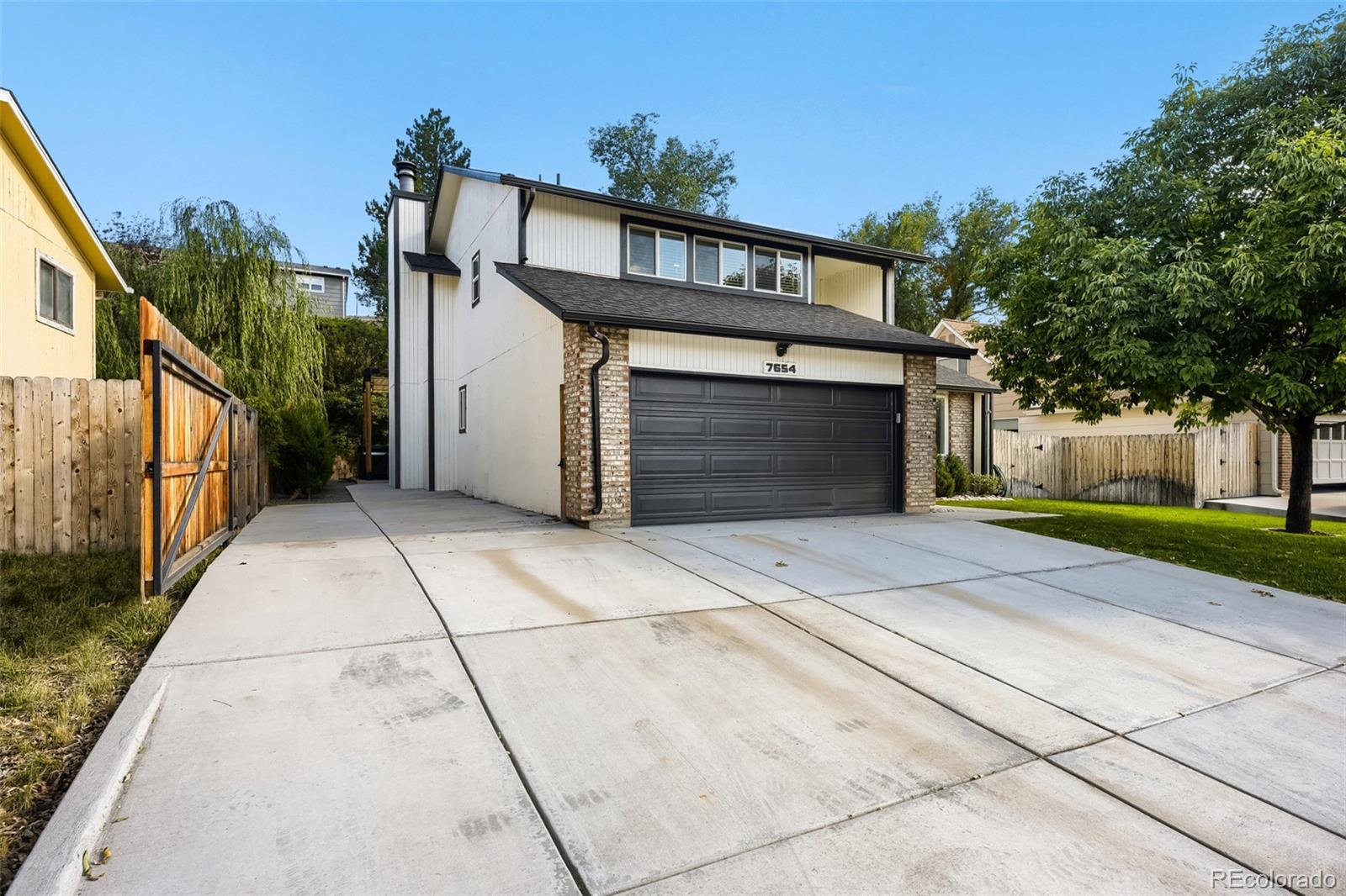 7654 W Ontario Place Littleton CO 80128 | MLS #9570160 Image 1