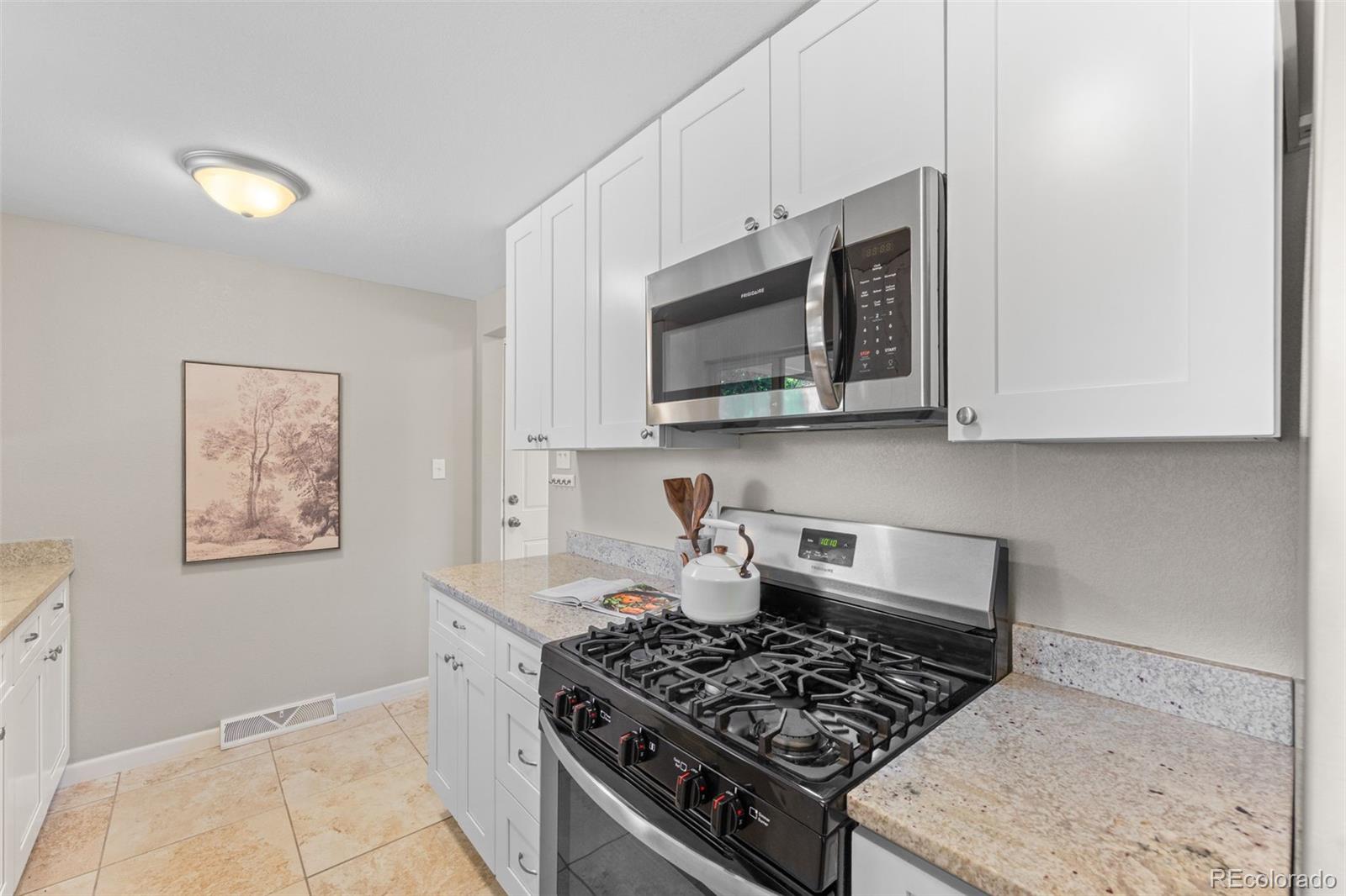 6180 Hoyt Street Arvada CO 80004 | MLS #9758787 Image 14