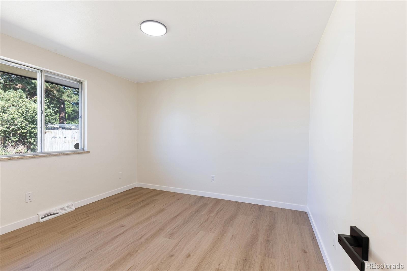 1731 S Garland Street Lakewood CO 80232 | MLS #9850087 Image 20