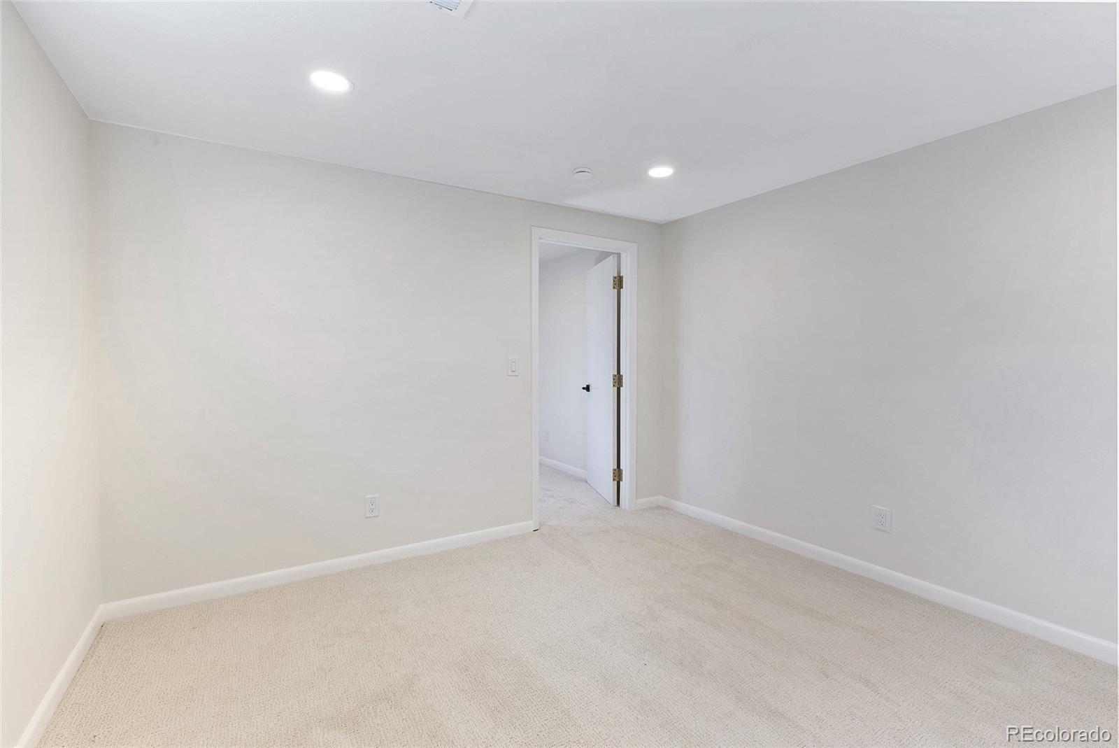 1731 S Garland Street Lakewood CO 80232 | MLS #9850087 Image 29