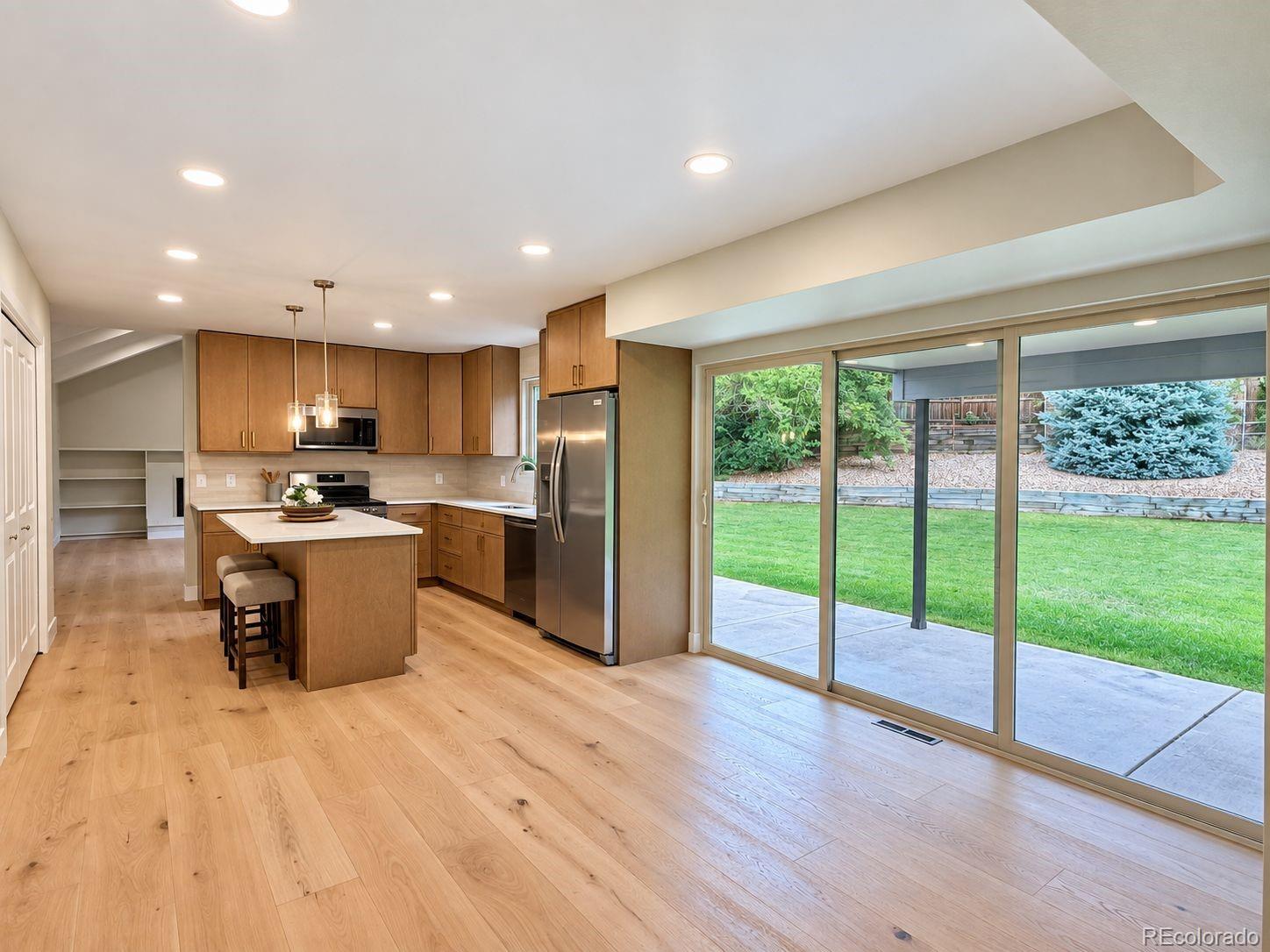 6184 S Benton Court Littleton CO 80123 | MLS #9969558 Image 8