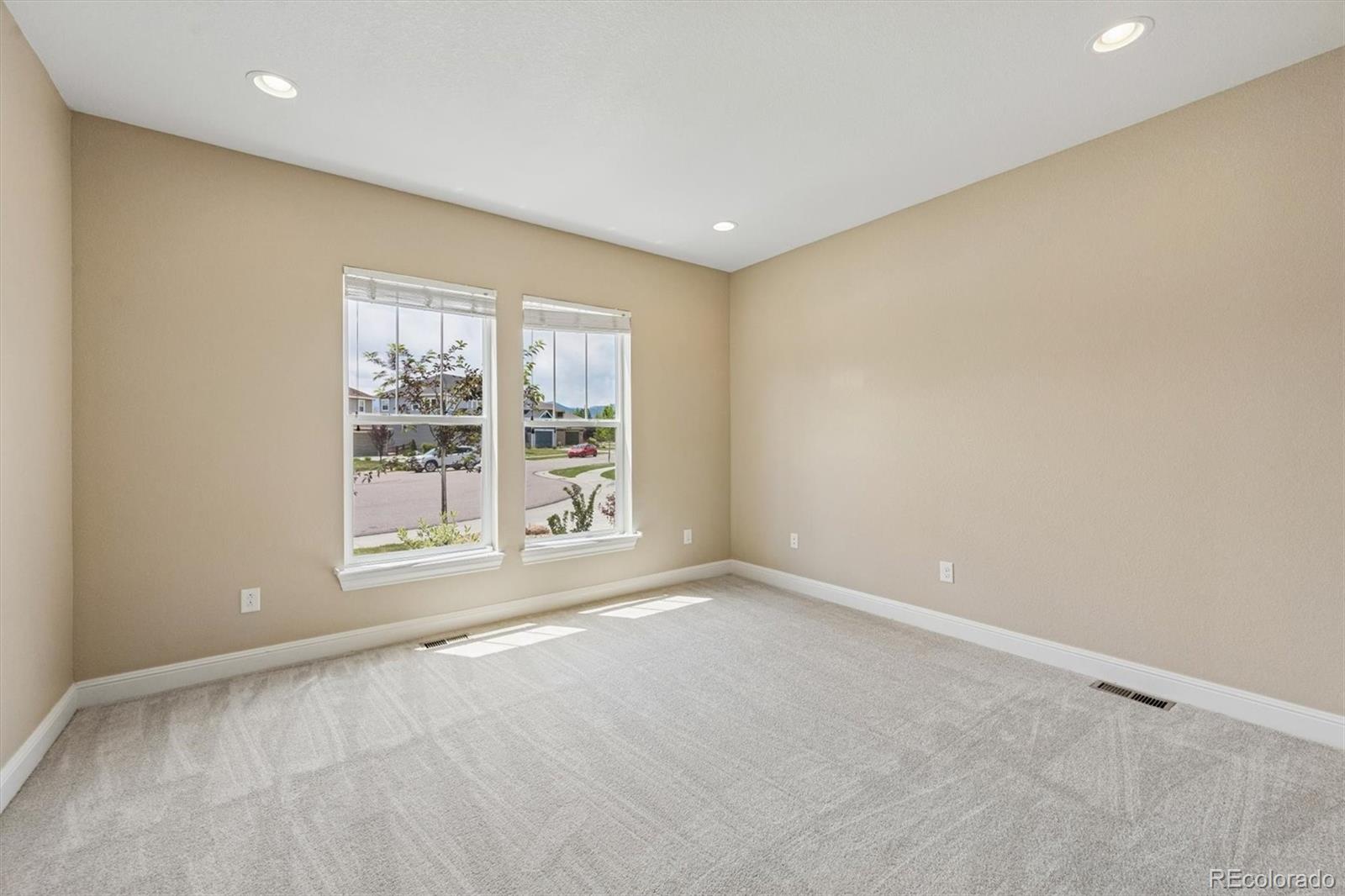 MLS #REC4270849 image #16