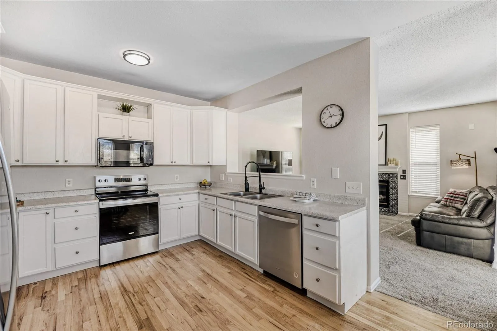 5121 S Lisbon Way Centennial CO 80015 MLS #REC9696512 05252026040354 1600 12
