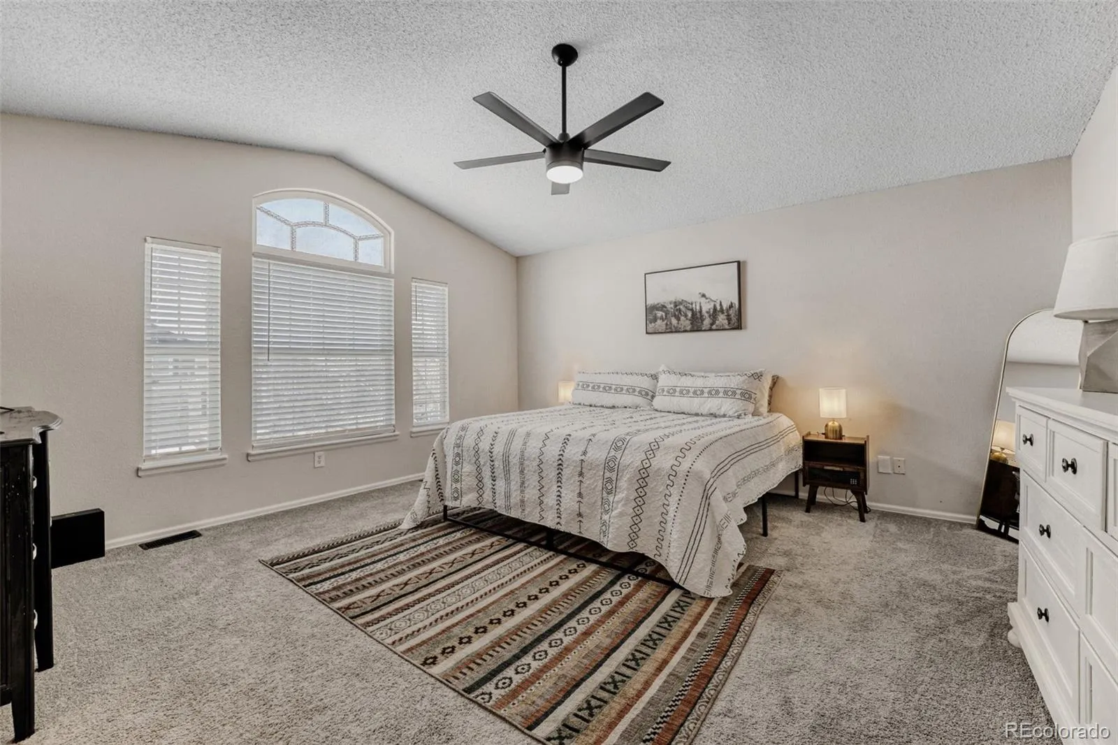 5121 S Lisbon Way Centennial CO 80015 MLS #REC9696512 05252026040354 1600 21