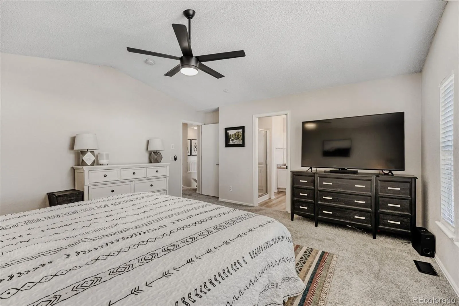 5121 S Lisbon Way Centennial CO 80015 MLS #REC9696512 05252026040354 1600 22
