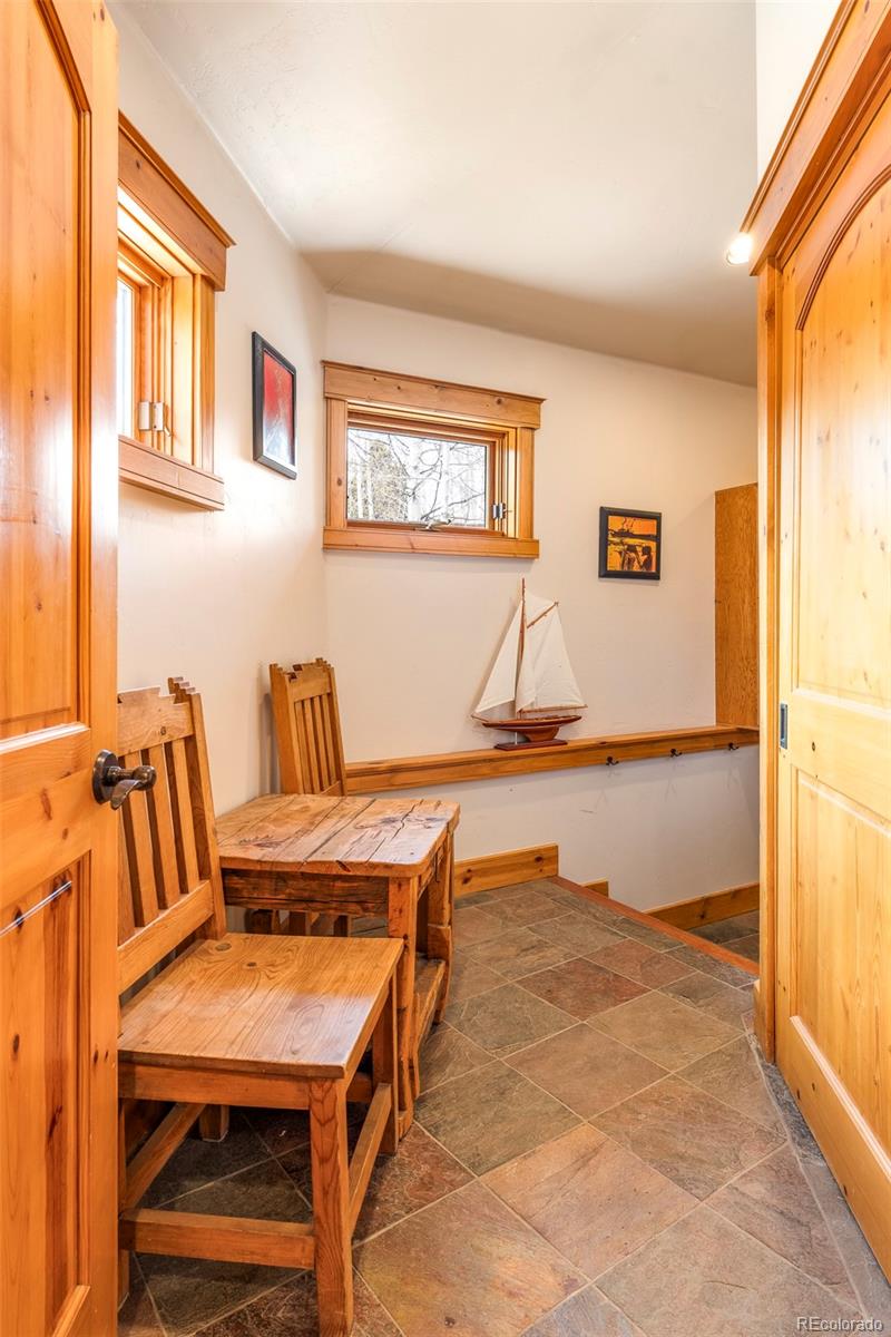 MLS #REC9856964 image #33