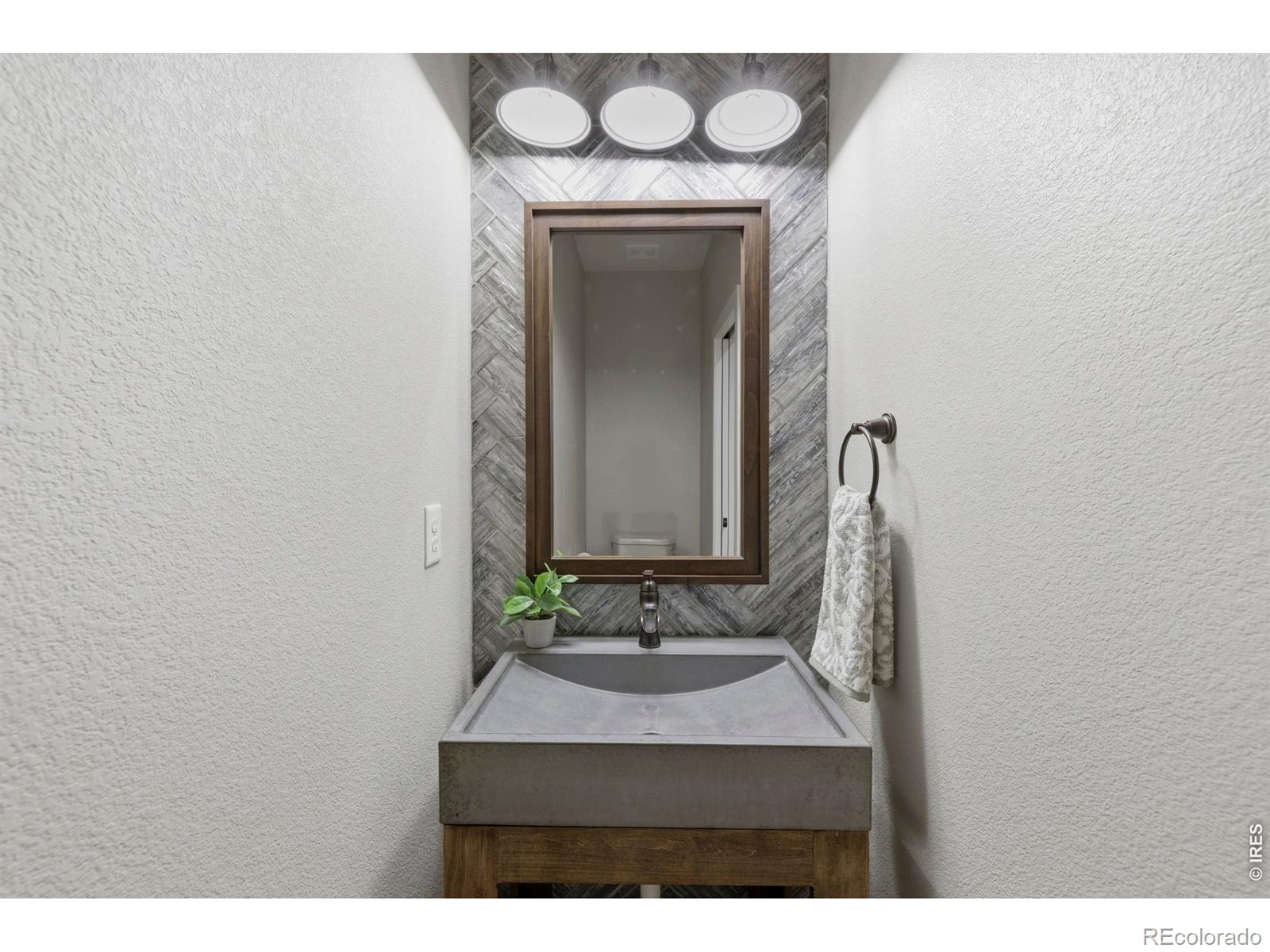 MLS #RECIR1054279 image #36