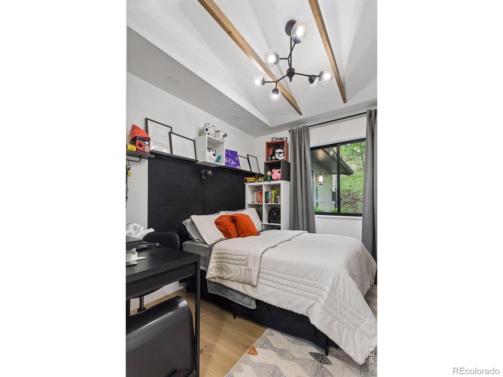 MLS #RECIR1060163 image #25