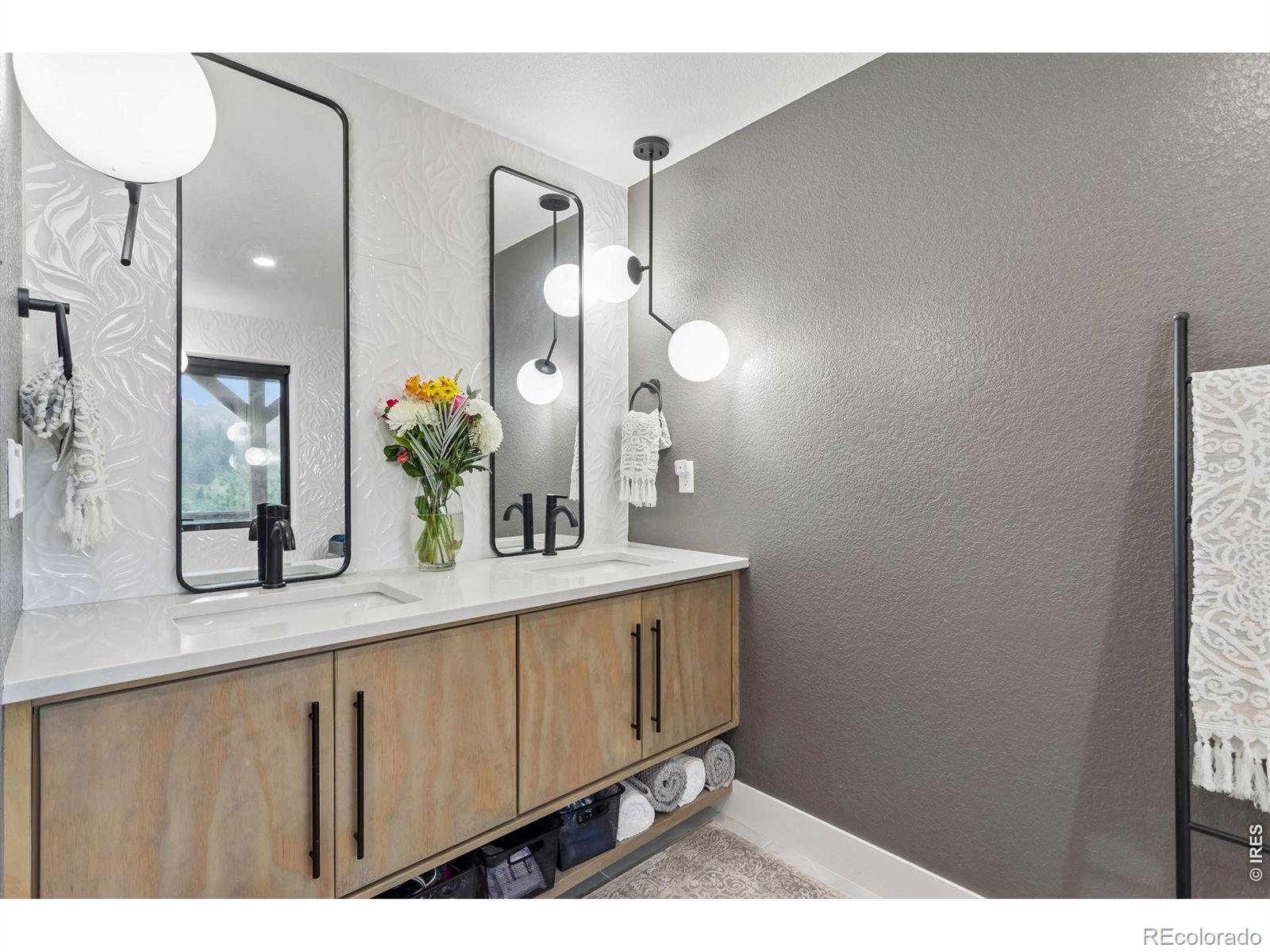 MLS #RECIR1060163 image #32