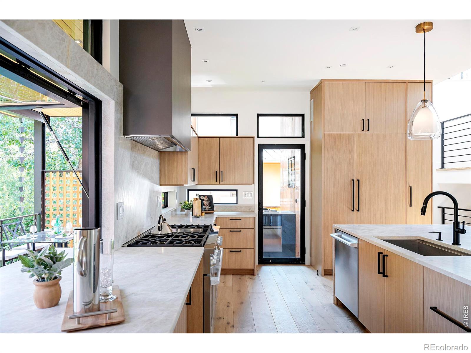 MLS #RECIR1063382 image #11