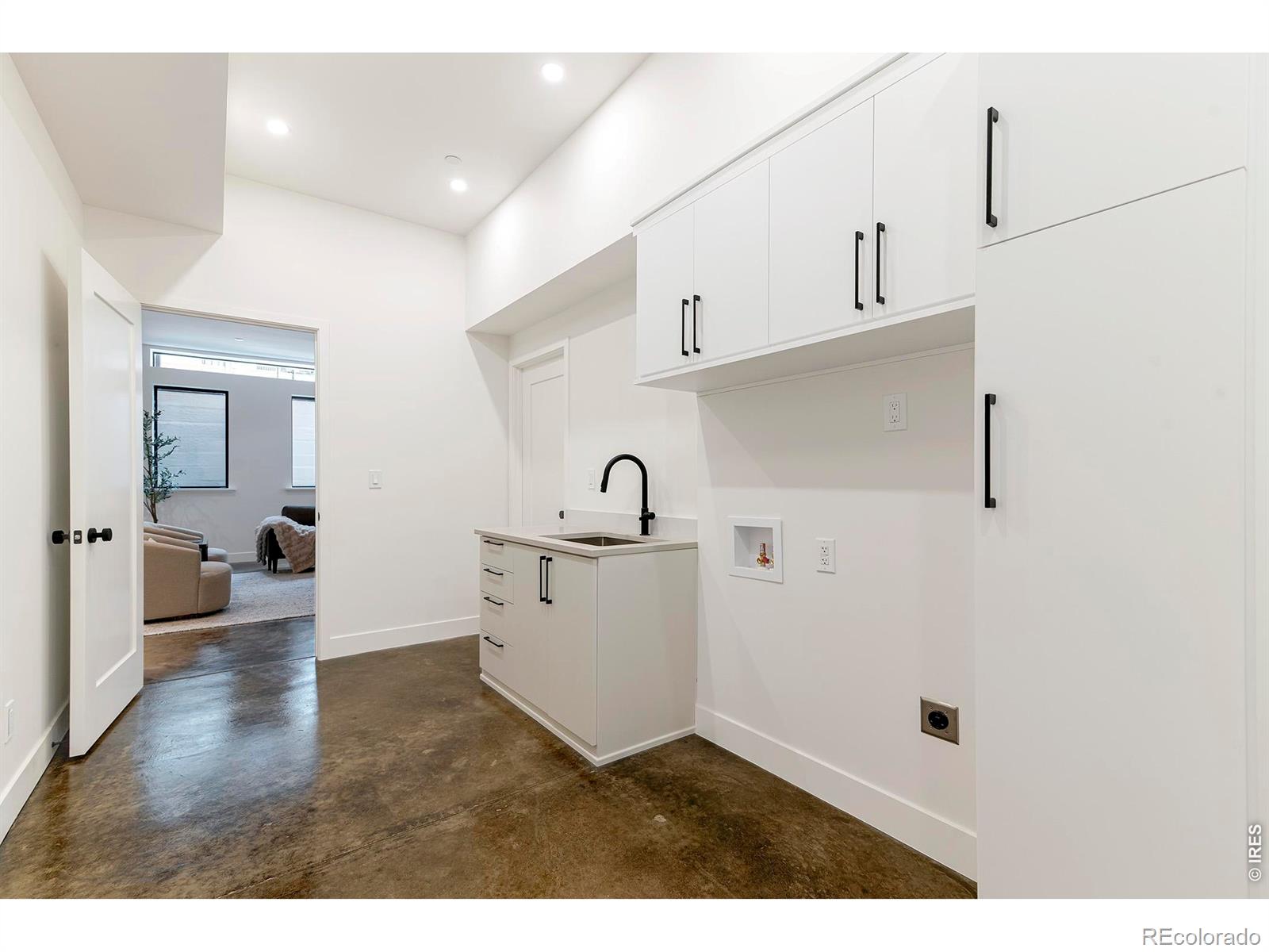 MLS #RECIR1063382 image #40