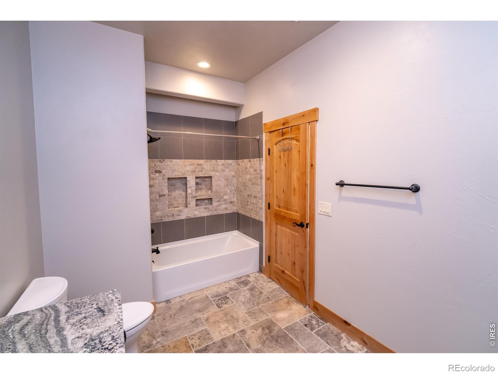 MLS #RECIR1064552 image #35