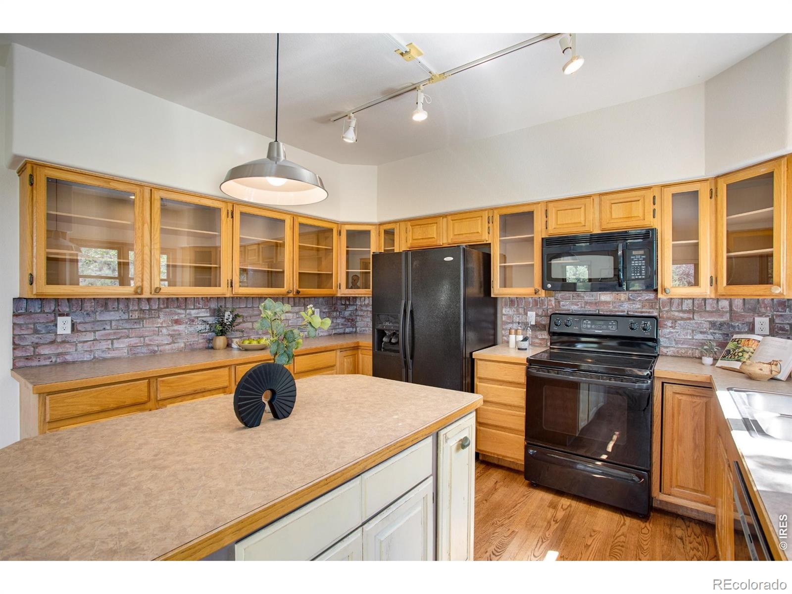 MLS #RECIR1065457 image #13