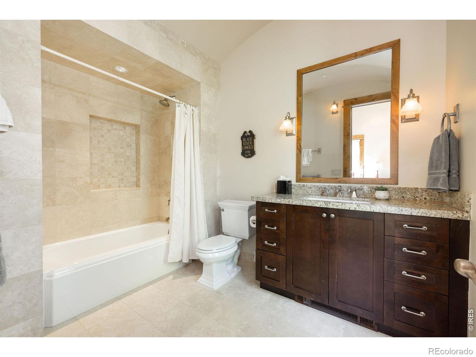 MLS #RECIR1066545 image #19