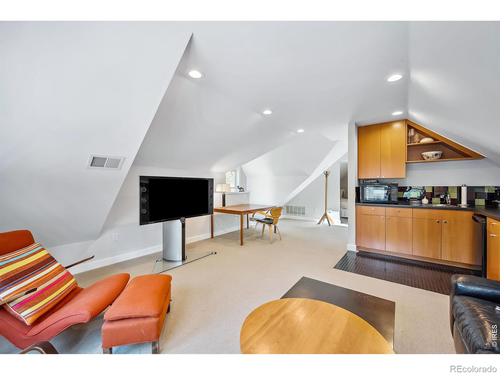 MLS #RECIR1067083 image #44
