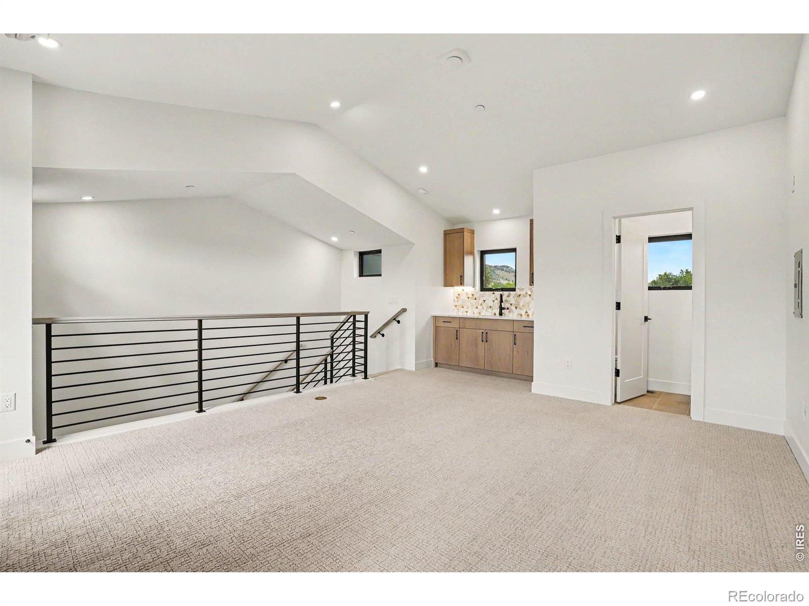 MLS #RECIR1067690 image #15