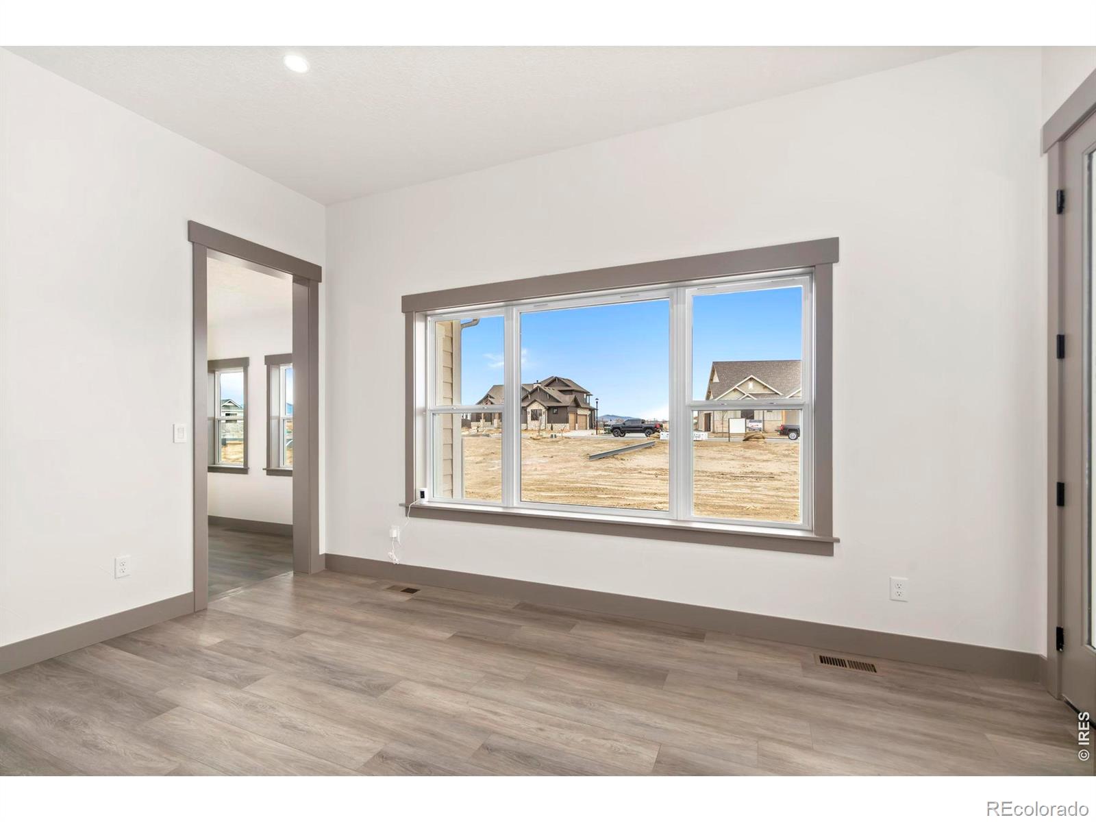 MLS #RECIR1067941 image #11
