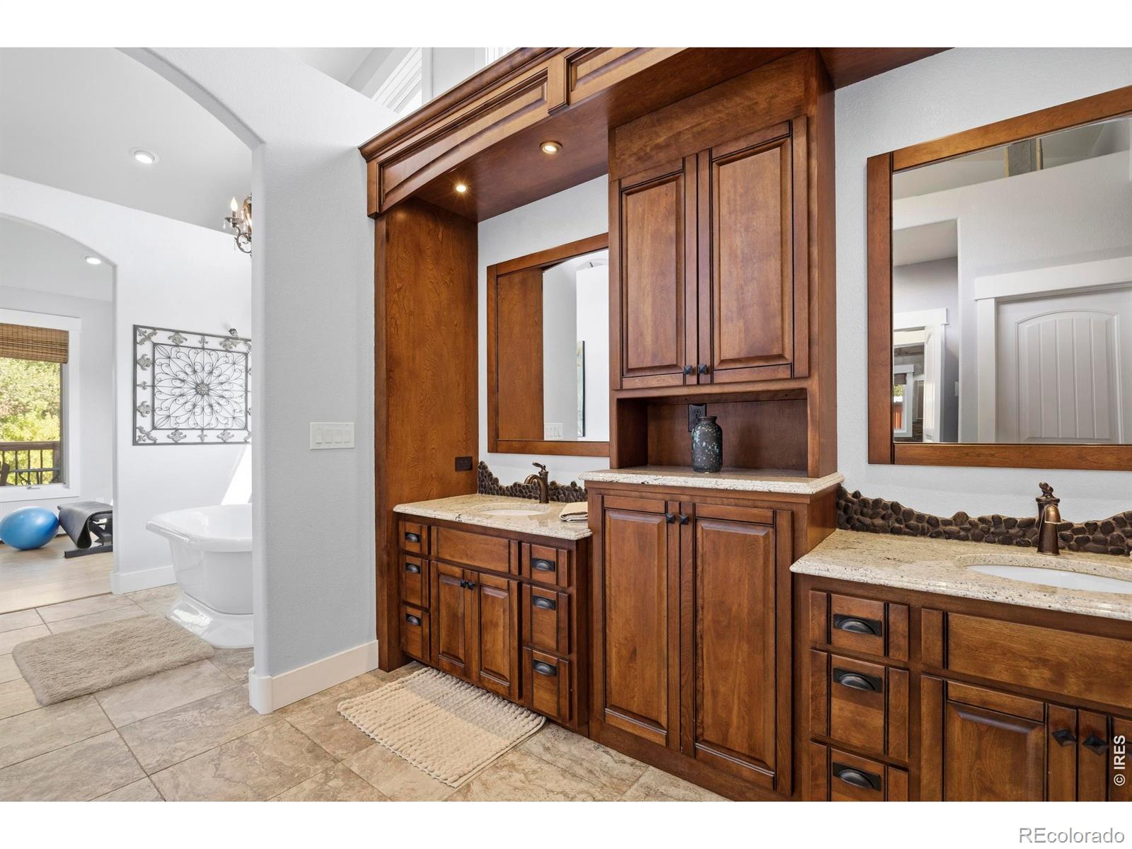 MLS #RECIR1068501 image #17
