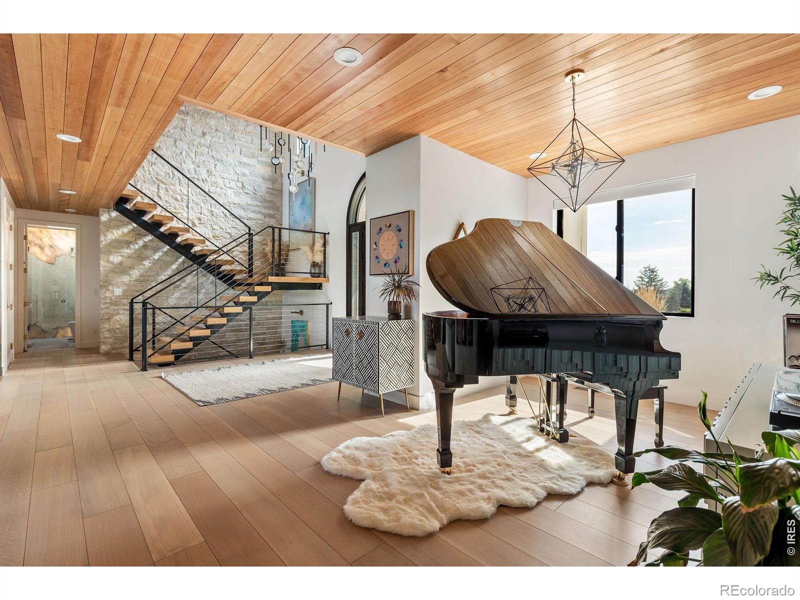 MLS #RECIR1068682 image #15