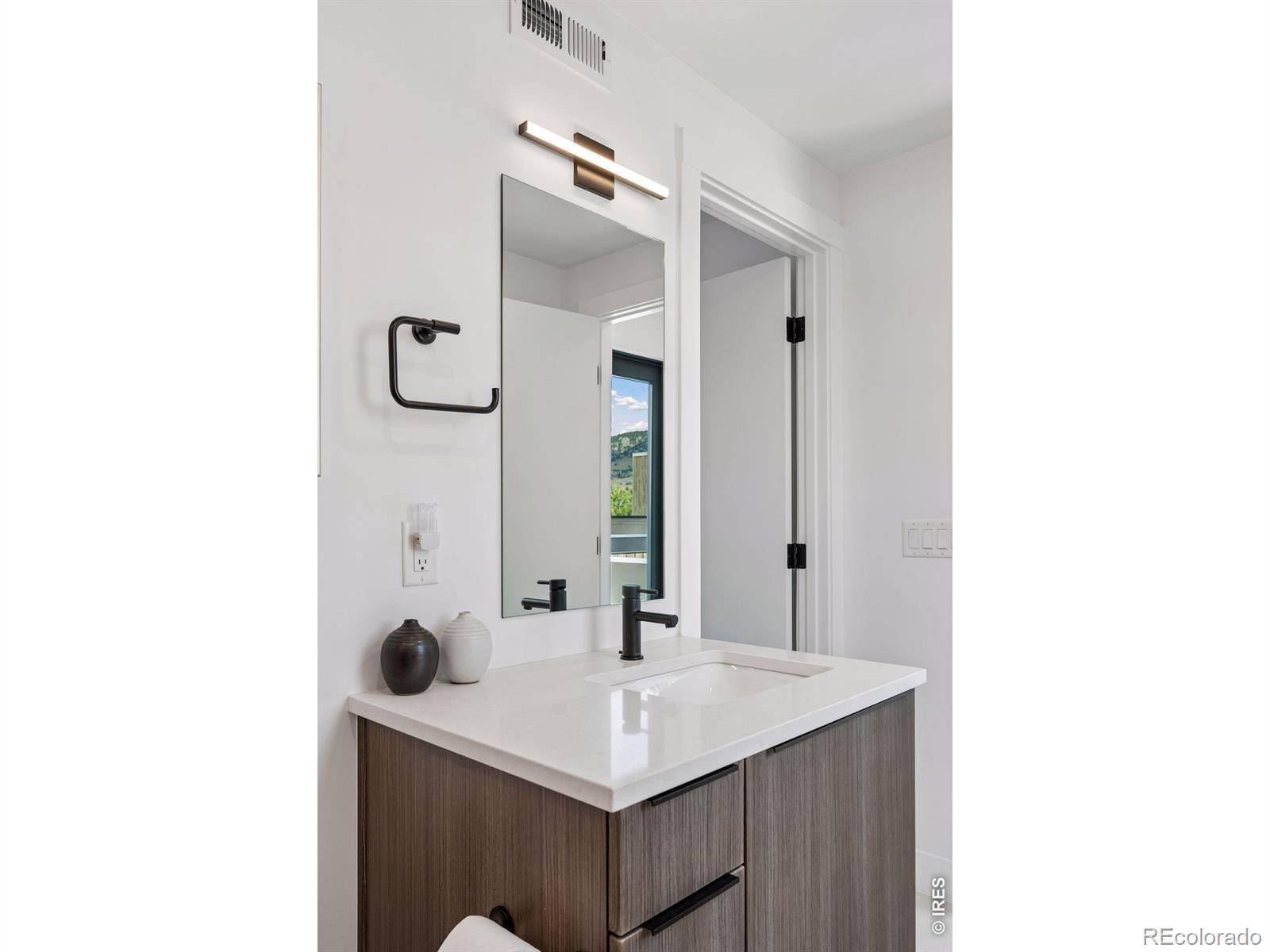 MLS #RECIR1069035 image #37