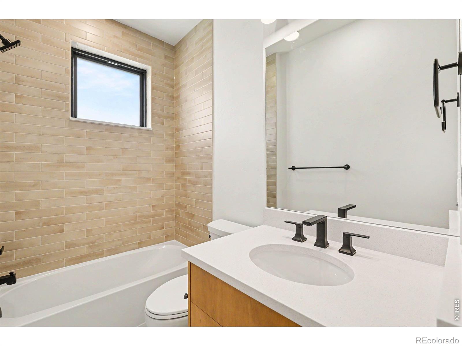 MLS #RECIR1069218 image #12