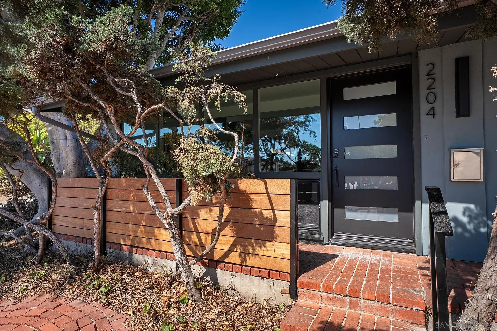 Ocean Ranch Park 2204 Rosecrans St San Diego CA 92106 | MLS #260022648